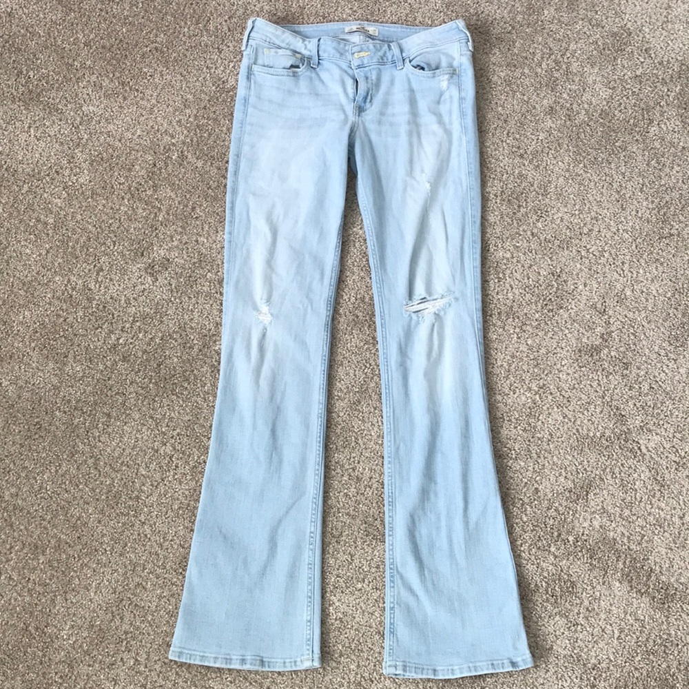 Hollister Light Wash Distressed Jean
